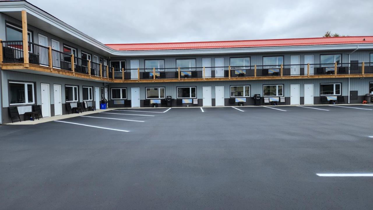 Outdoorsman Motel Вава Екстер'єр фото